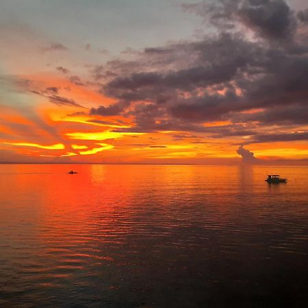 Sunset Vista Sea Front Guest House Union  Bagian luar foto